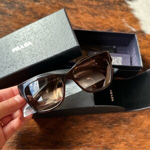 NEW Women’s Prada Sunglasses